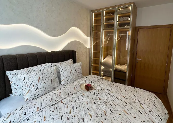 Ninth Cloud 아파트 *